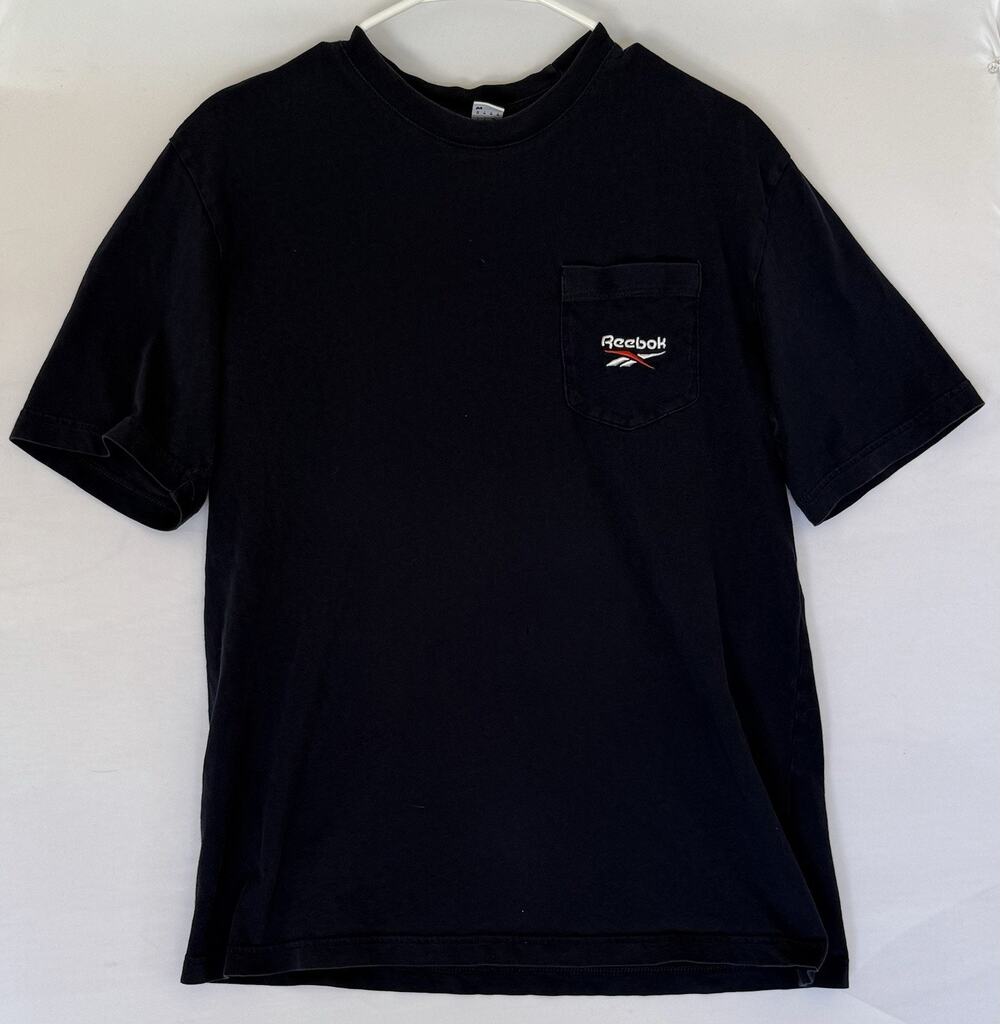 Reebok Navy Pocket Tee Embroidered Logo Size M A213